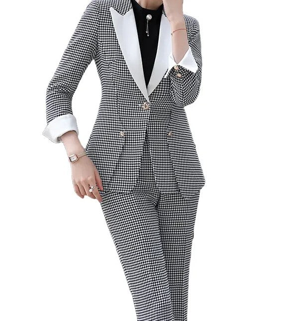 Contrast hounds tooth pants suit